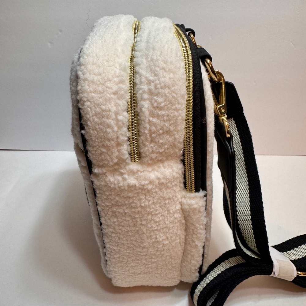 NWT Our Universe Disney Mickey Mouse Ski Sherpa Convertible Crossbody Bag. - Picture 11 of 16